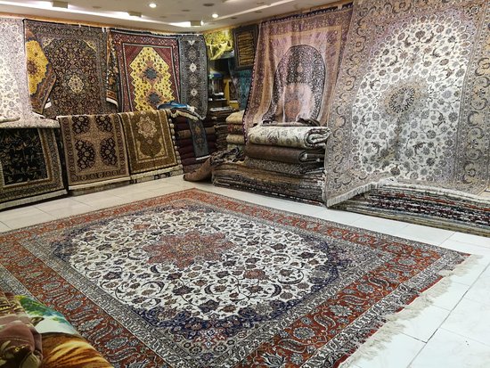 How Wall to Wall Carpets Elevate Interior Aesthetics 2024