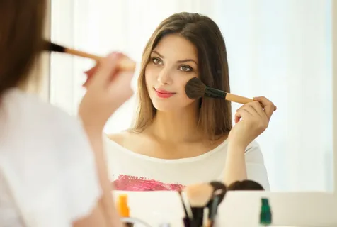 Facial service at home in Lahore within the comfort of one's home immensely appealing.